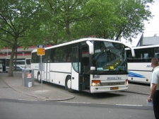 Besseling_509_(NS-bus_Utrecht_-_Driebergen-Zeist)_Utrecht_Jaarbeursplein_20080525.jpg