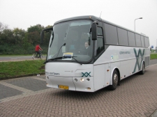 Connexxion_451_(NS-bus)_Deventer_De_Scheg_20091022.jpg