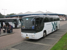 Connexxion_653_(NS-bus_Deventer_-_Almelo)_Deventer_De_Scheg_20091022.jpg