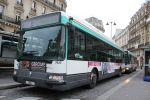 7022_Renault_Agora_Saint-Lazare_12-11-2010.JPG