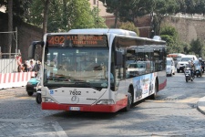 Bestandsnaam=ATAC_7602_Via_del_Teatro_CR-151XX_20-04-2007.JPG
Bestandsgrootte=176KiB
Afmetingen = 1037x692
Datum toegevoegd = 02 mei 2007 ATAC_7602_Via_del_Teatro_CR-151XX_20-04-2007.JPG