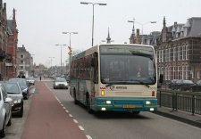 Bestandsnaam=Arriva_5579_Den_Bosch_Koninginnenlaan_19-02-2007_BB-GS-02.jpg
Bestandsgrootte=228KiB
Afmetingen = 1024x711
Datum toegevoegd = 20 feb 2007 Arriva_5579_Den_Bosch_Koninginnenlaan_19-02-2007_BB-GS-02.jpg