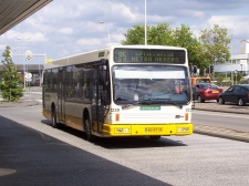 Connexxion_2230_Spijkenisse_Metrostation_Centrum_18-08-2006_BG-NT-35.JPG