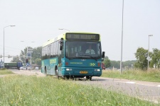 Connexxion_2664_Heinenoord_Busstation_BJ-PJ-37.jpg