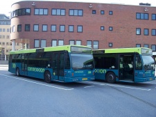 Connexxion_2873_2874_Amersfoort_Station_06-05-2006_BL-JZ-81.JPG