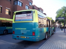 Connexxion_5587_Hilversum_NS_23-09-2005_Tasma_Makelaars_BB-HZ-05.JPG