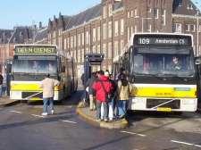 Bestandsnaam=Connexxion_7721_Amsterdam_CS_18-12-2005.JPG
Bestandsgrootte=160KiB
Afmetingen = 1024x768
Datum toegevoegd = 18 jun 2006 Connexxion_7721_Amsterdam_CS_18-12-2005.JPG