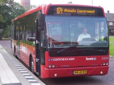 Connexxion_8888_Oldenzaal_Station_23-08-2006_BR-JD-89.JPG