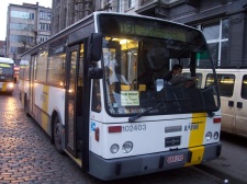 Bestandsnaam=De_Lijn_102403_(Van_Rompaye)_ABB-295.JPG
Bestandsgrootte=131KiB
Afmetingen = 1024x768
Datum toegevoegd = 05 mei 2007 De_Lijn_102403_(Van_Rompaye)_ABB-295.JPG