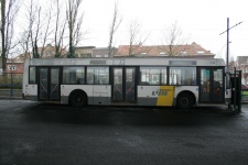Bestandsnaam=De_Lijn_2798_Gentbrugge_Stelplaats_27-12-2006.JPG
Bestandsgrootte=129KiB
Afmetingen = 1037x692
Datum toegevoegd = 04 mei 2007 De_Lijn_2798_Gentbrugge_Stelplaats_27-12-2006.JPG