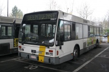 Bestandsnaam=De_Lijn_3807_Gentbrugge_Stelplaats_27-12-2006_REY-934.JPG
Bestandsgrootte=115KiB
Afmetingen = 1037x692
Datum toegevoegd = 04 mei 2007 De_Lijn_3807_Gentbrugge_Stelplaats_27-12-2006_REY-934.JPG