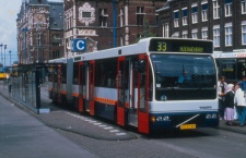Bestandsnaam=GVB_506_Centraal_VD-82-SP.jpg
Bestandsgrootte=269KiB
Afmetingen = 797x516
Datum toegevoegd = 18 jan 2007 GVB_506_Centraal_VD-82-SP.jpg