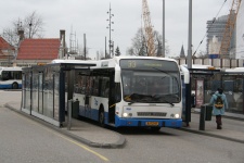 GVB_570_Amsterdam_Centraal_Station_13-01-2007_BJ-TZ-07.JPG