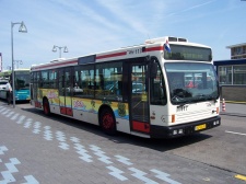 Bestandsnaam=HTM_117_Den_Haag_Kijkduin_Deltaplein_27-06-2005_lijn_26.JPG
Bestandsgrootte=166KiB
Afmetingen = 1280x960
Datum toegevoegd = 23 mei 2006 HTM_117_Den_Haag_Kijkduin_Deltaplein_27-06-2005_lijn_26.JPG