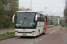 Bestandsnaam=Vallei_Reizen_BL-XJ-17_Utrecht_Pythagoraslaan_DOVO_10-04-2007.JPG
Bestandsgrootte=126KiB
Afmetingen = 1037x692
Datum toegevoegd = 10 apr 2007 Vallei_Reizen_BL-XJ-17_Utrecht_Pythagoraslaan_DOVO_10-04-2007.JPG