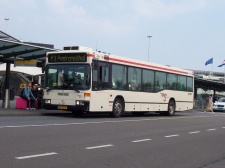 htmspecials_31_Schiphol_Plaza_13-05-06.JPG