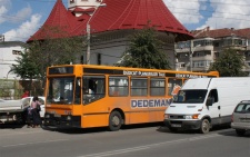 x4728.jpg