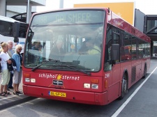 xx_2598_Schiphol_Plaza_13-05-06.JPG