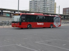 CXX_8939_Enschede_Stationsplein_20060319.JPG