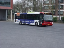 CXX_8967_Enschede_Stationsplein_20060319.JPG