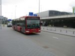 Connexxion_3972_Schiphol_Aankomstpassage_20110720.jpg